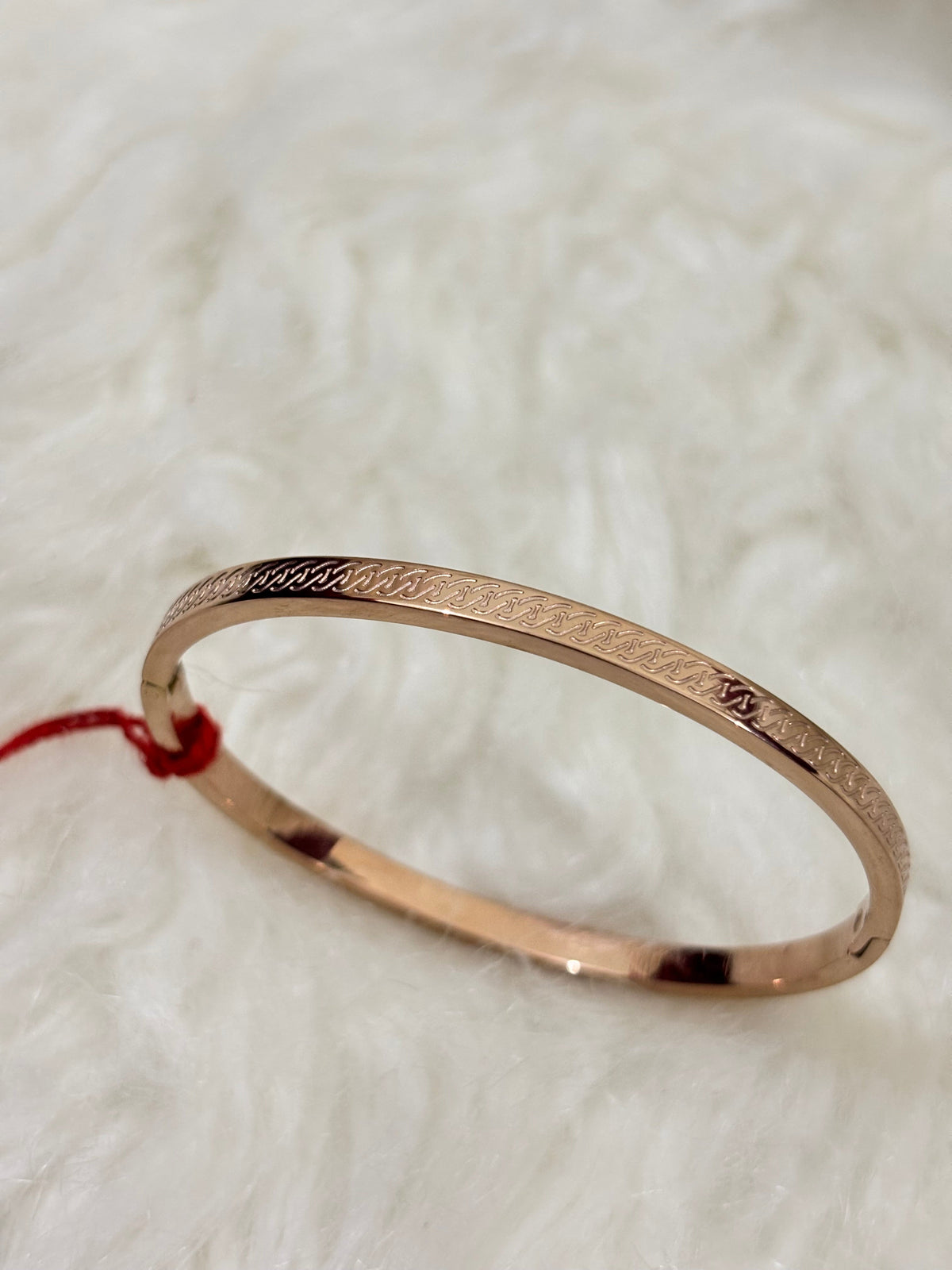 Anti-tarnish Rose gold miniature design bracelet