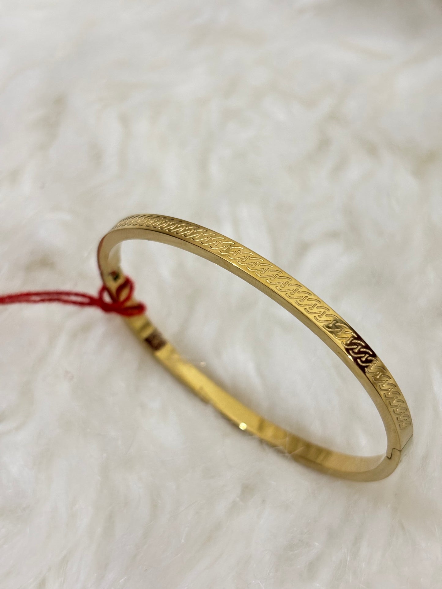 Anti-tarnish miniature design bracelet