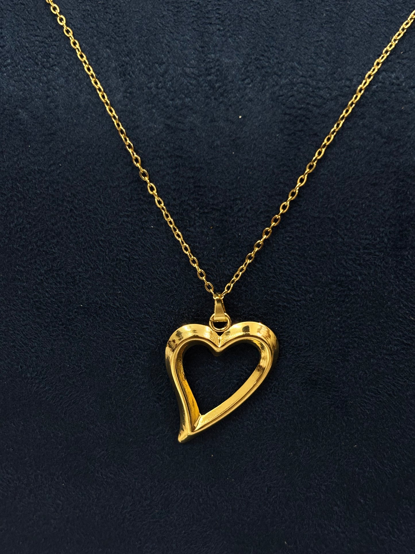Anti tarnish Necklace | Leaf Heart Pendant