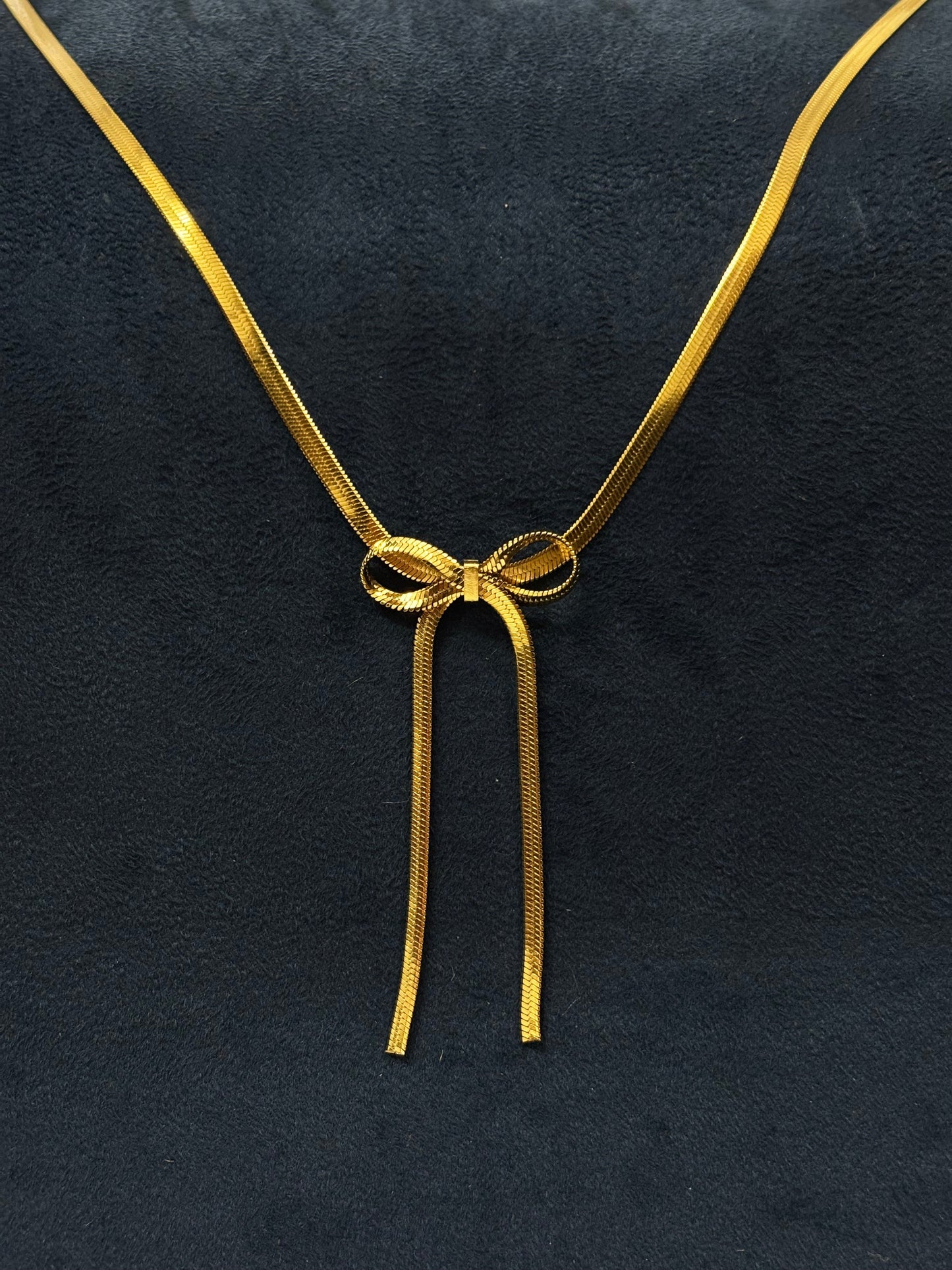 Anti tarnish Necklace | Colden Chain Bow