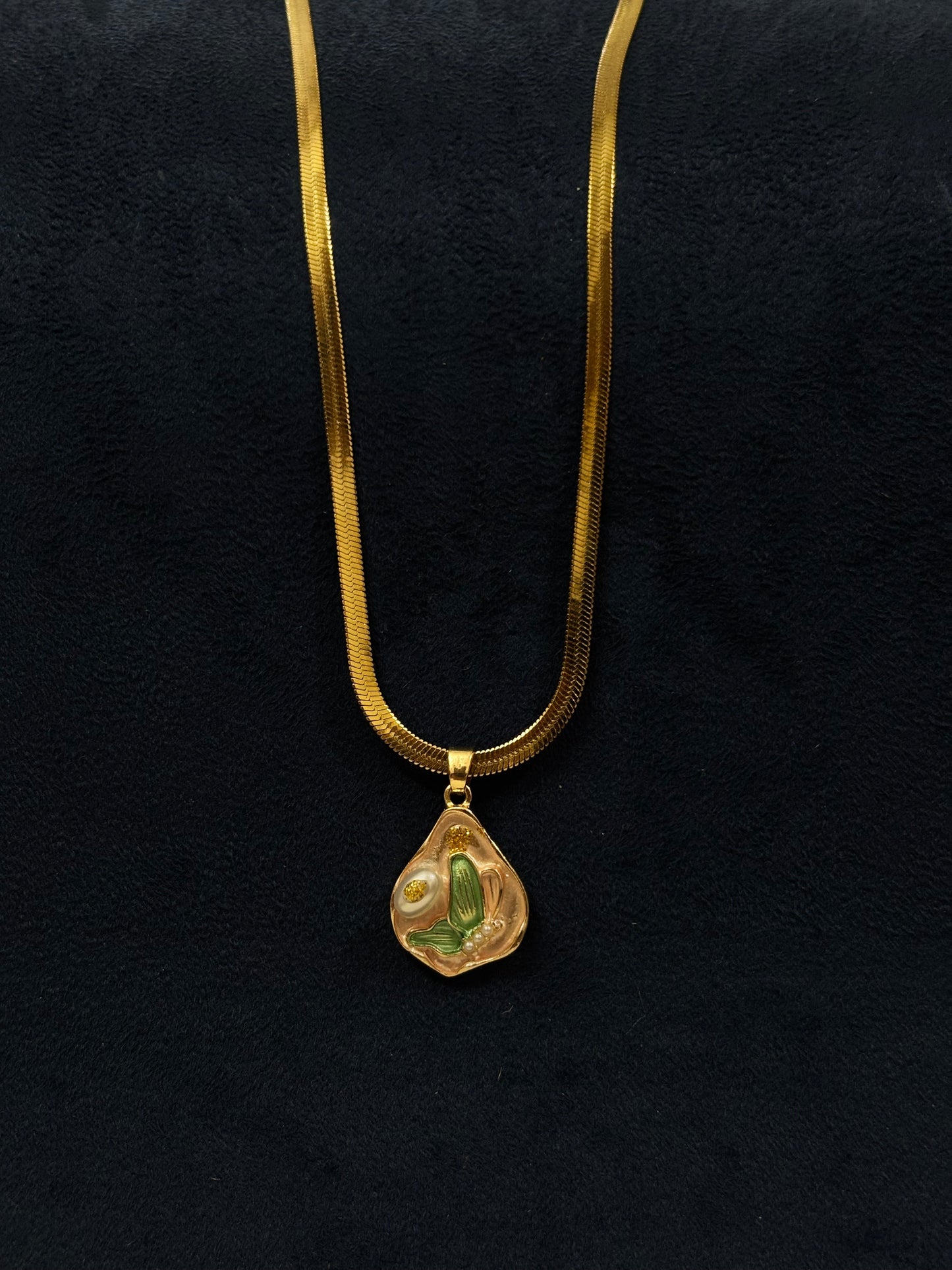 Anti tarnish Necklace | Chain Floral Hendant