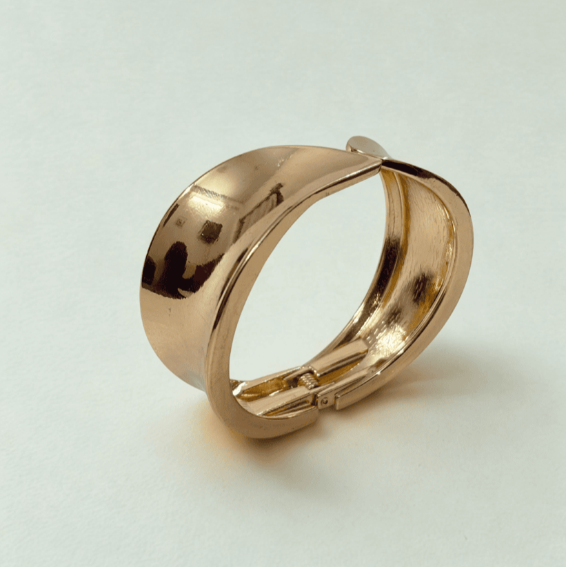 Crescent Bold Anti-tranish Brass Bracelet