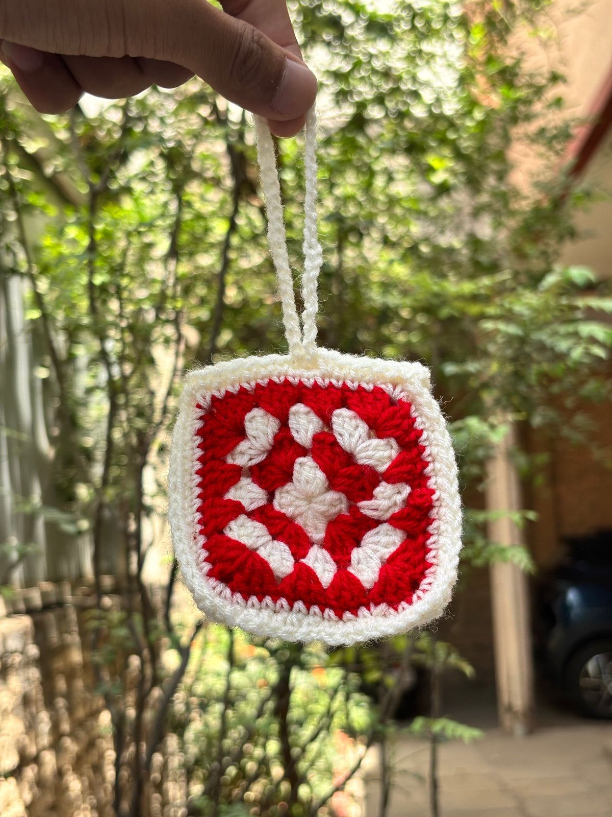 Crochet Accessory | Granny Square Pods Holder