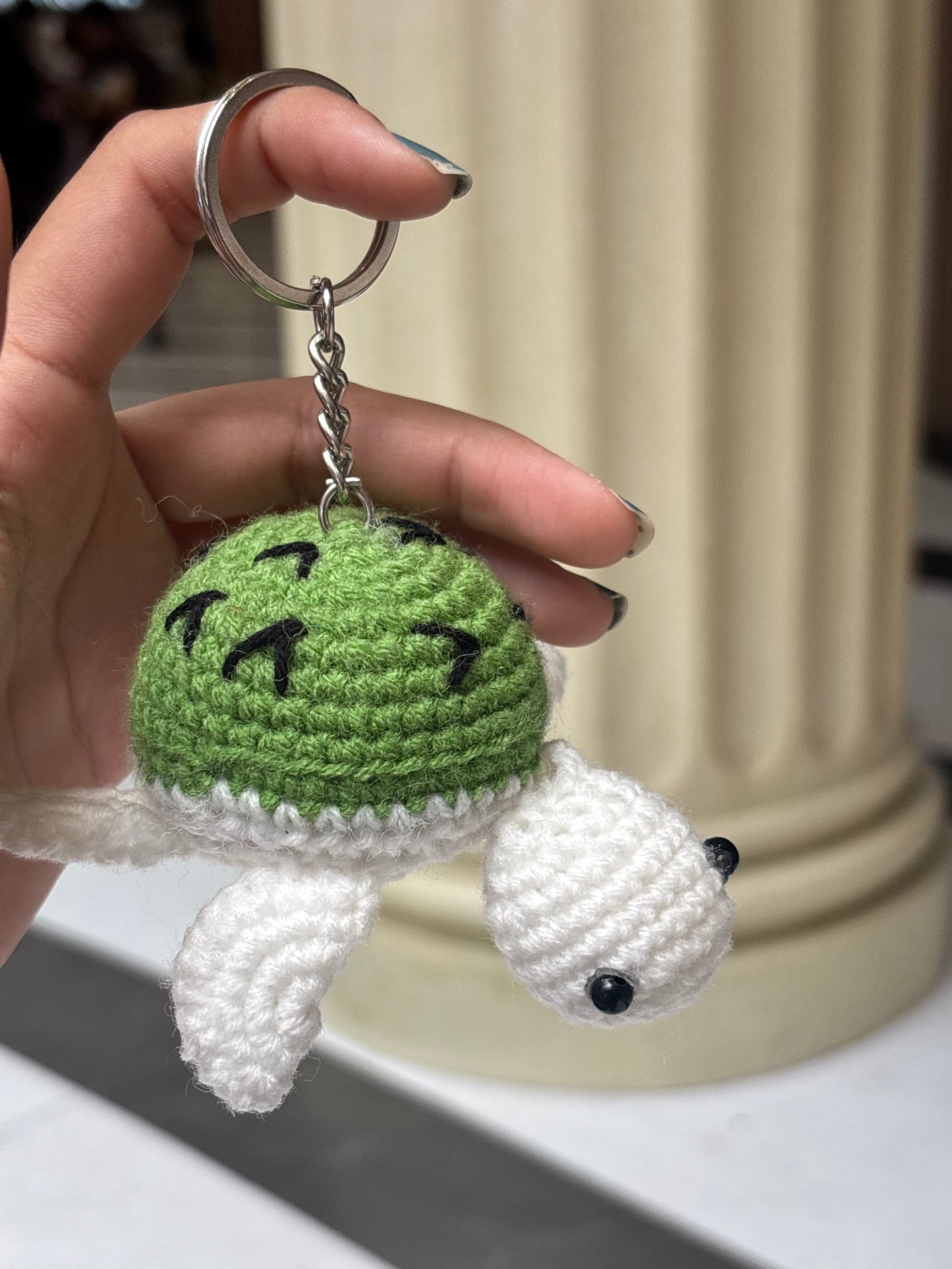 Crochet Keychain | Turtle | White Turtle with Green Back