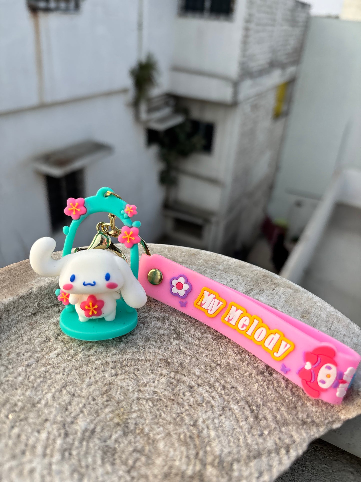 Keychain | Cute White Pet on Swing