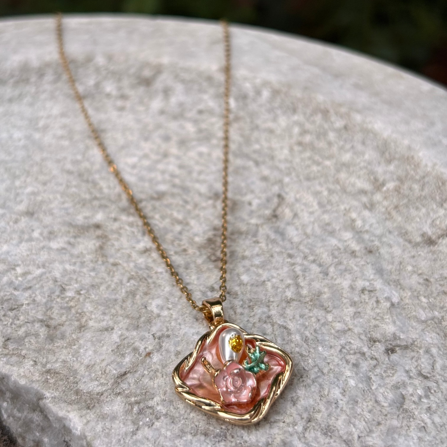 Rose Gold Pearl Bud Pendant Necklace