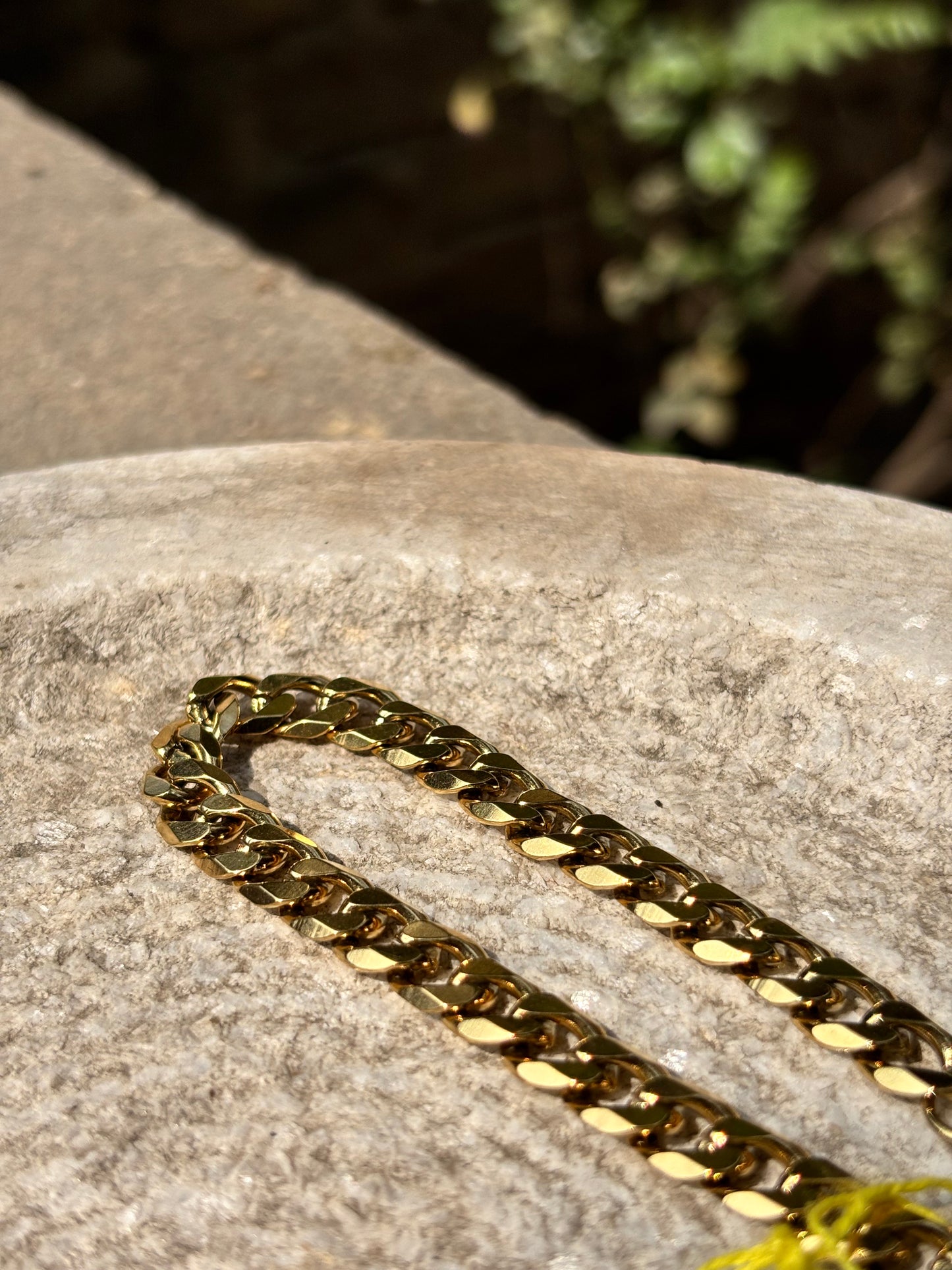 Mens Chain Bracelet | Gold Thick Interlocking Chain