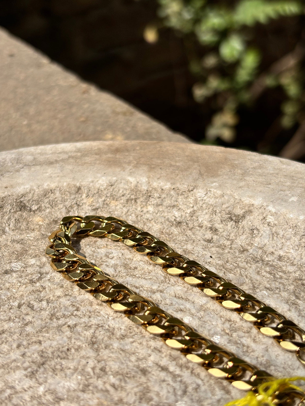 Mens Chain Bracelet | Gold Thick Interlocking Chain