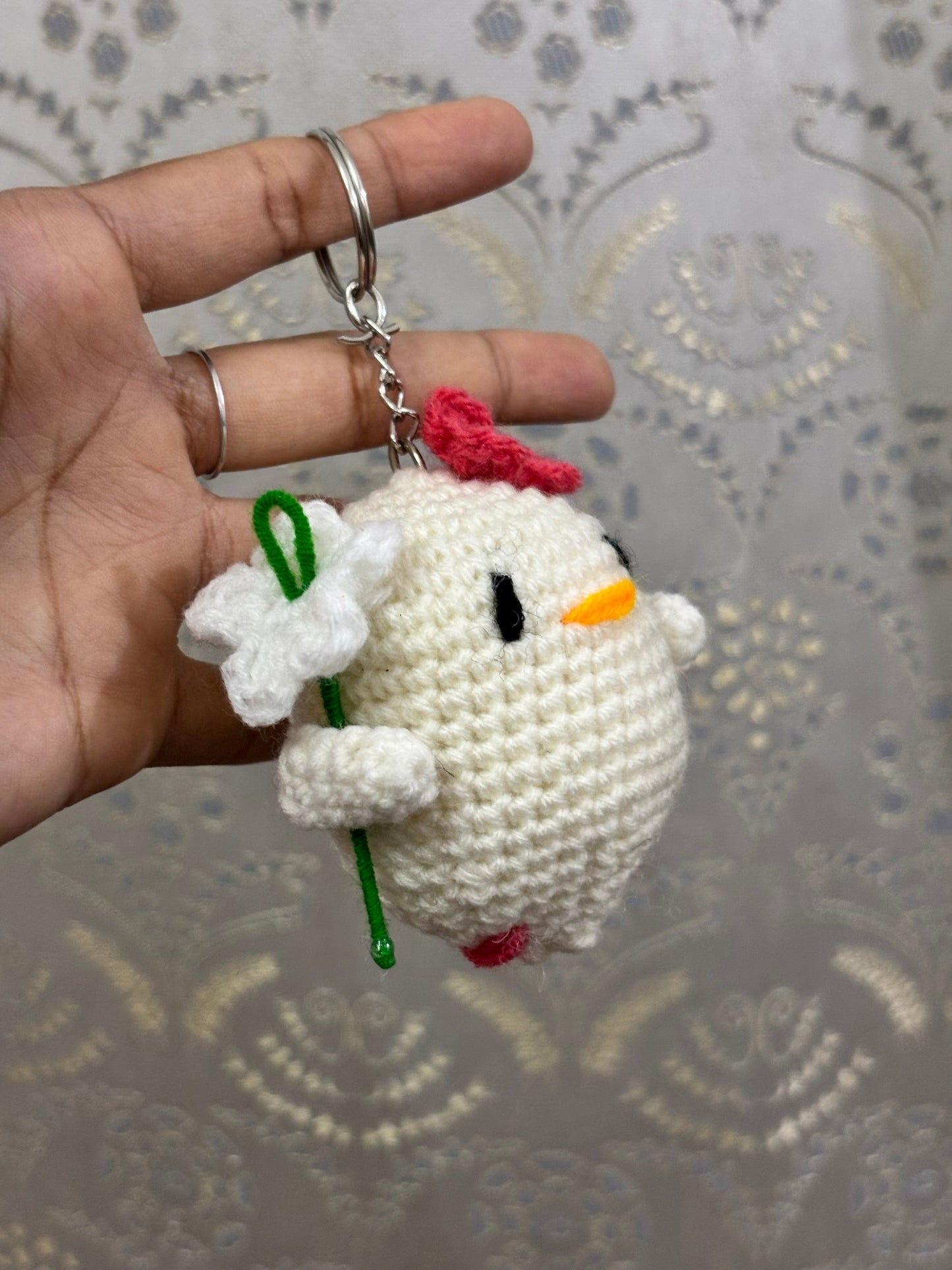 Crochet Keychain | Cute Chick | White with Daisy Flower
