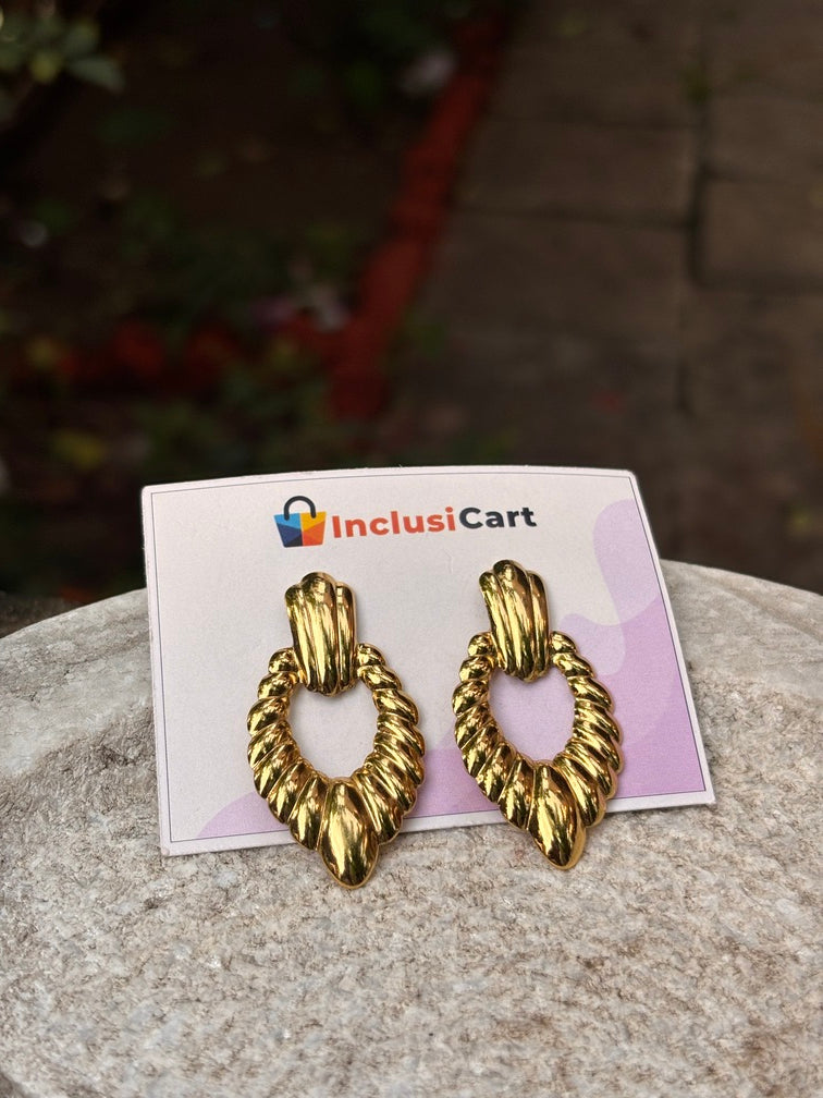 Golden Twisted Leaf Oval Anti-Tarnish Earrings
