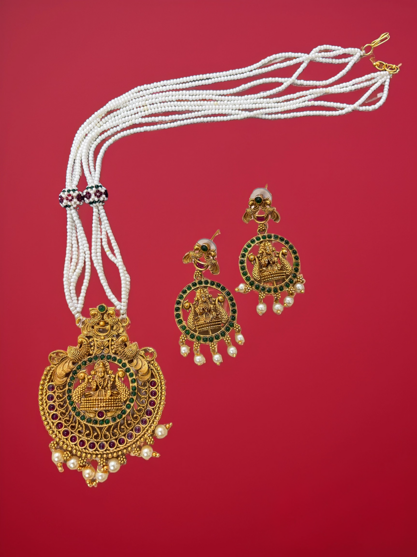 Pearl Studded Temple Jewellery Set