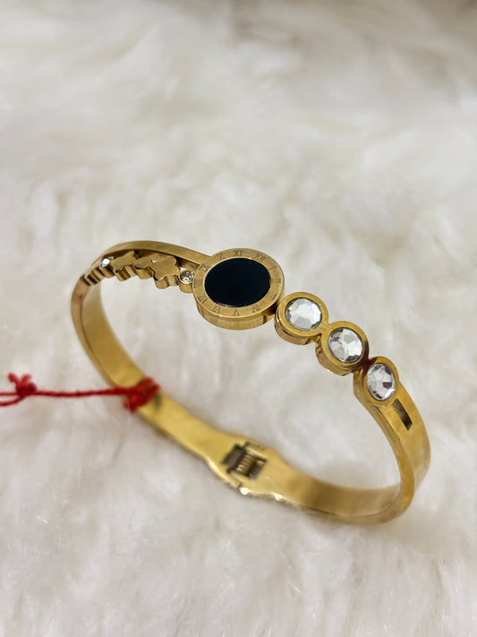 Anti-tarnish Roman Black Bracelet