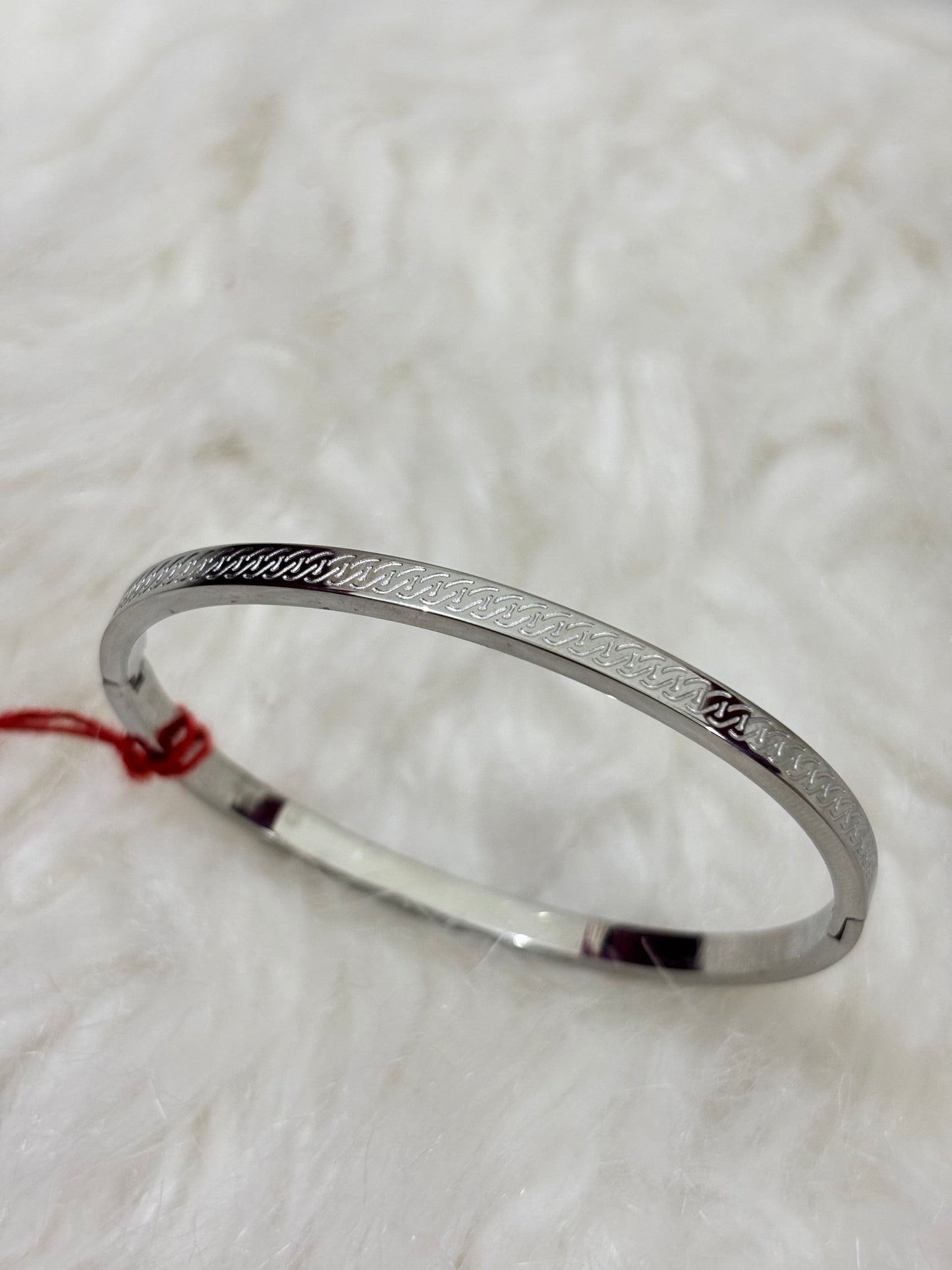 Anti-tarnish Silver miniature design bracelet