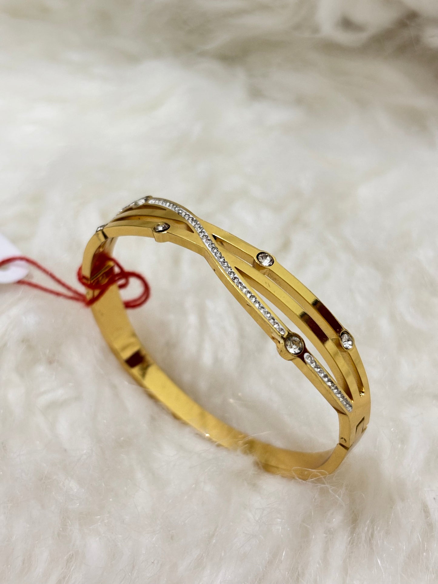 Anti-tarnish diamond ring bracelet