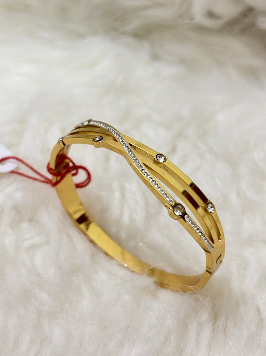 Anti-tarnish diamond ring bracelet