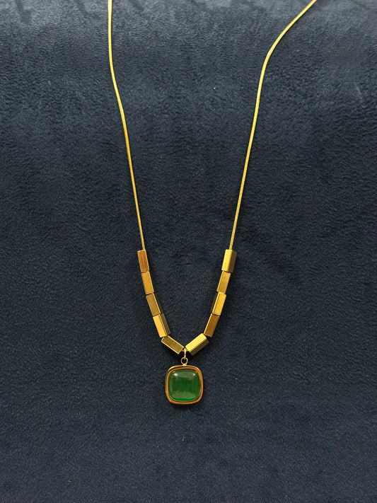 Anti tarnish Necklace | Green Gem Golden Ring Pendant