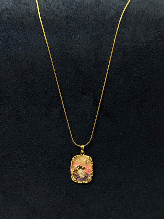 Anti tarnish Necklace | Floral Golden Pendant