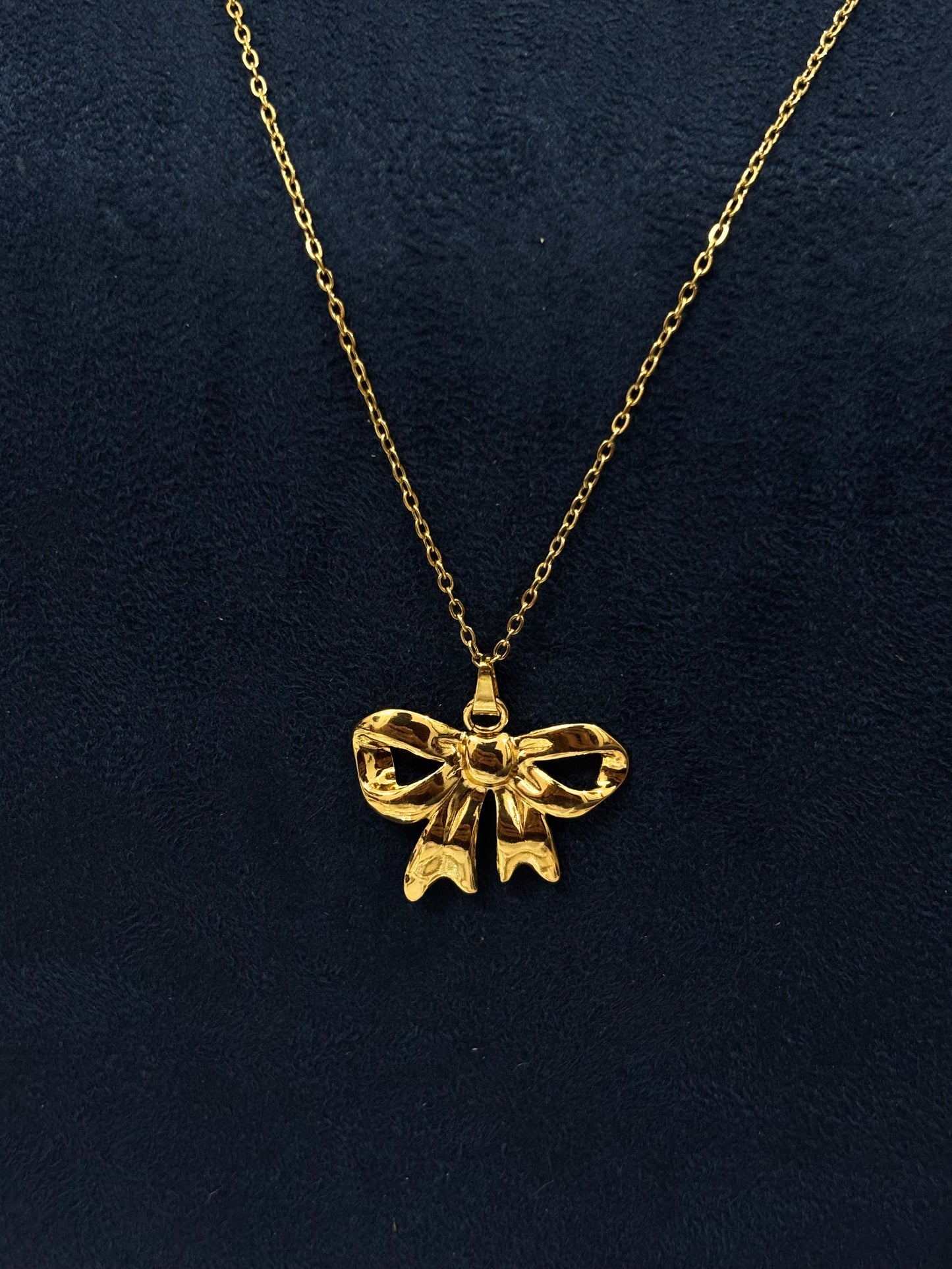 Anti tarnish Necklace | Molten Bow Pendant