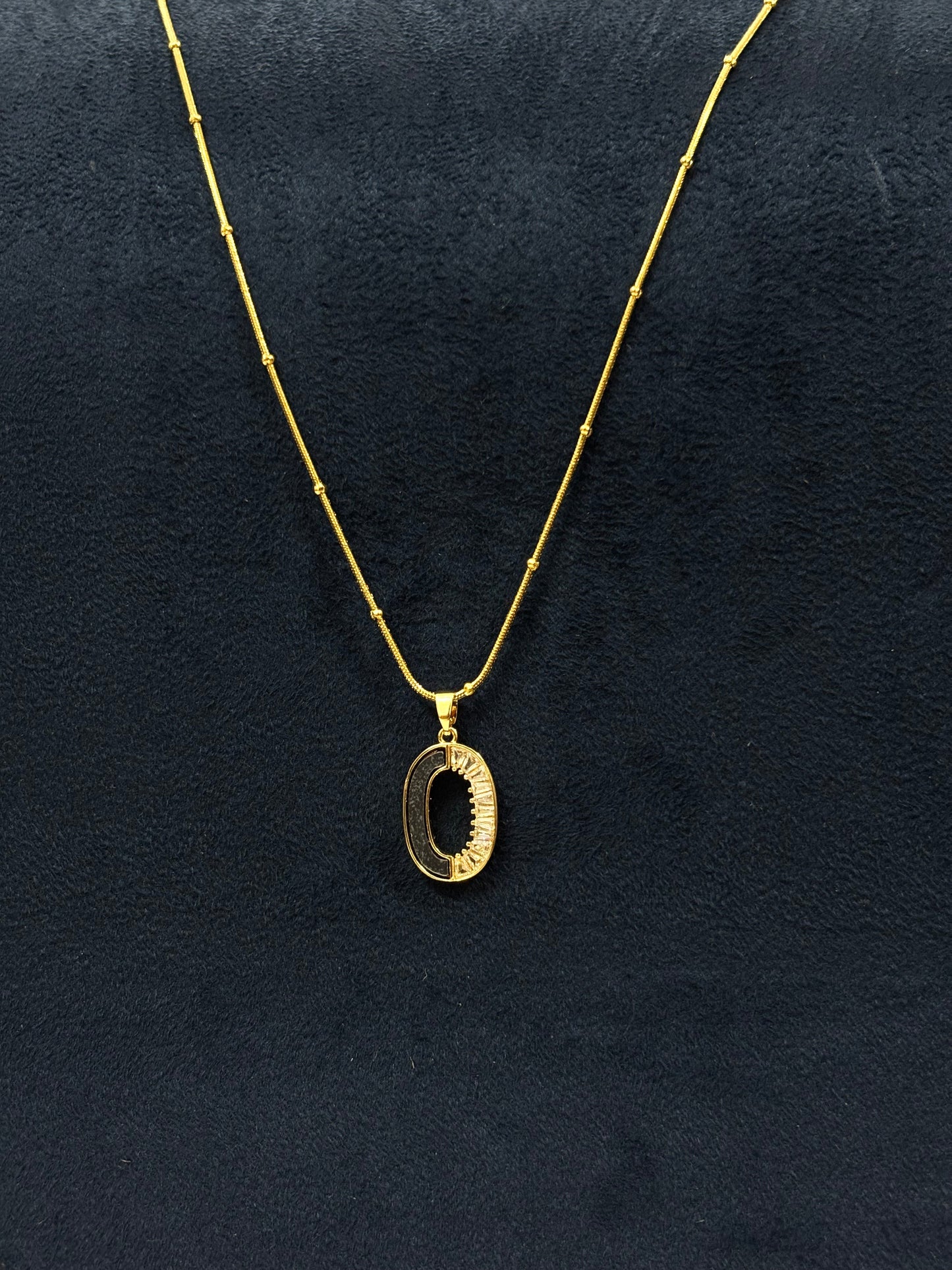 Anti tarnish Necklace | Oval Black Pendant