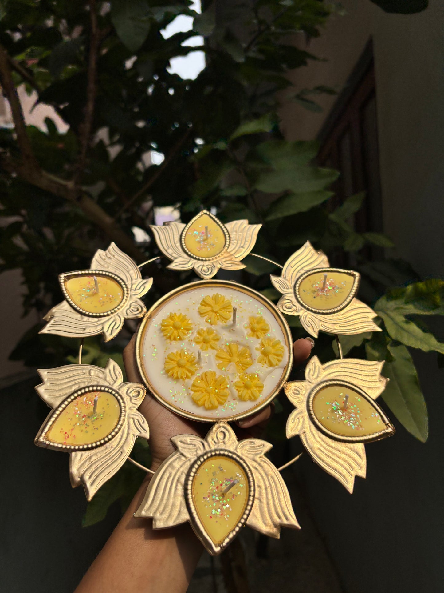 Big Kamal Urli Scented Candle