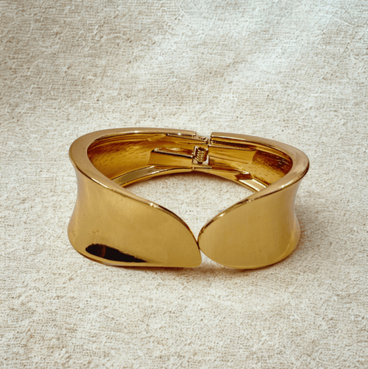 Crescent Bold Anti-tranish Brass Bracelet