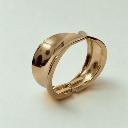 Crescent Bold Anti-tranish Brass Bracelet