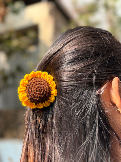 Crochet Clutcher | Sunflower