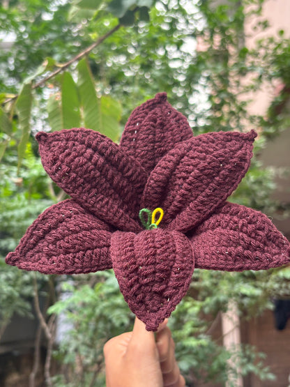 Crochet Flower | Lilly | Dark Brown
