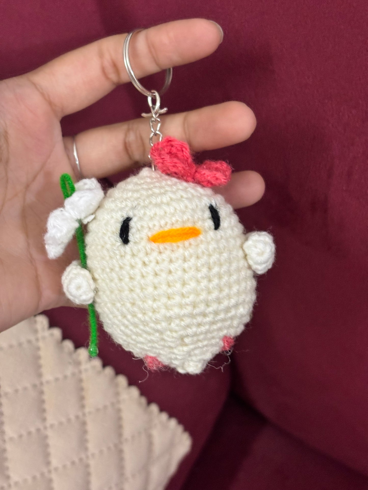 Crochet Keychain Cute Chick | White with Daisy Flower