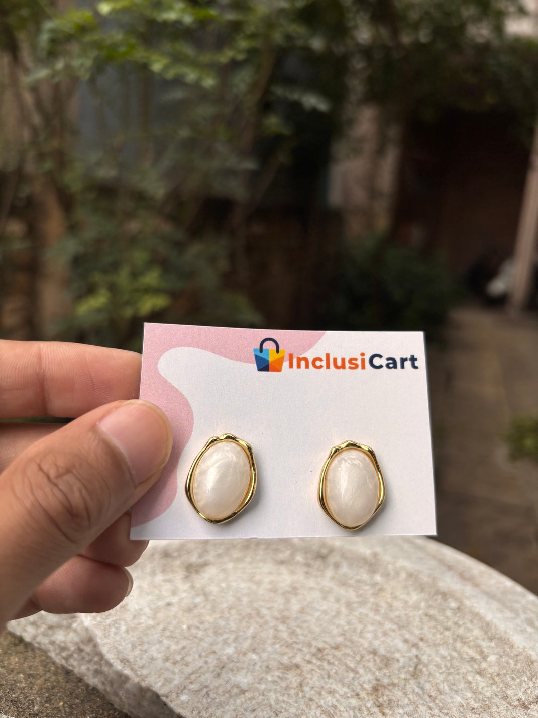 Elegant Oval White Stone Anti-Tarnish Stud Earrings