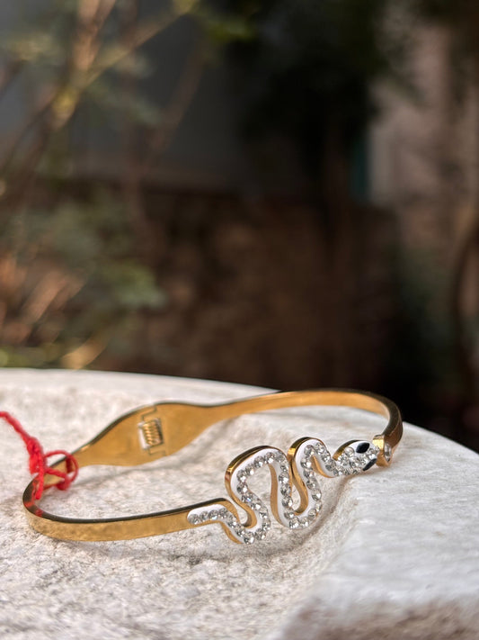Gold Snake Design Bracelet with Stones – Anti-Tarnish