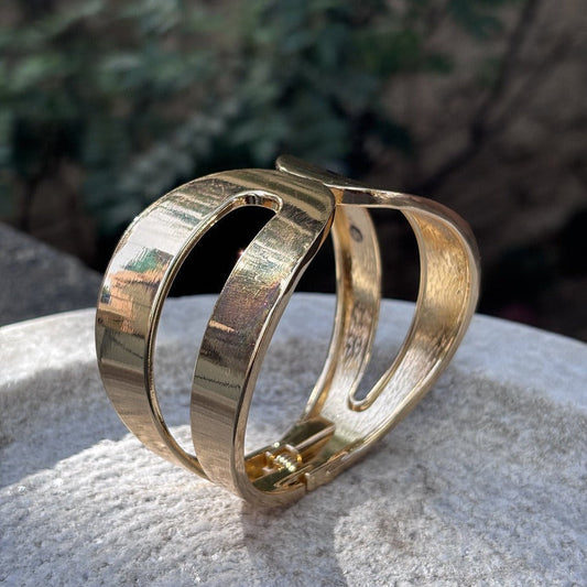 Golden Eclipse Anti-tranish Brass Bracelet