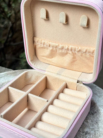 Cute Baby Pink Jewellery Organizer