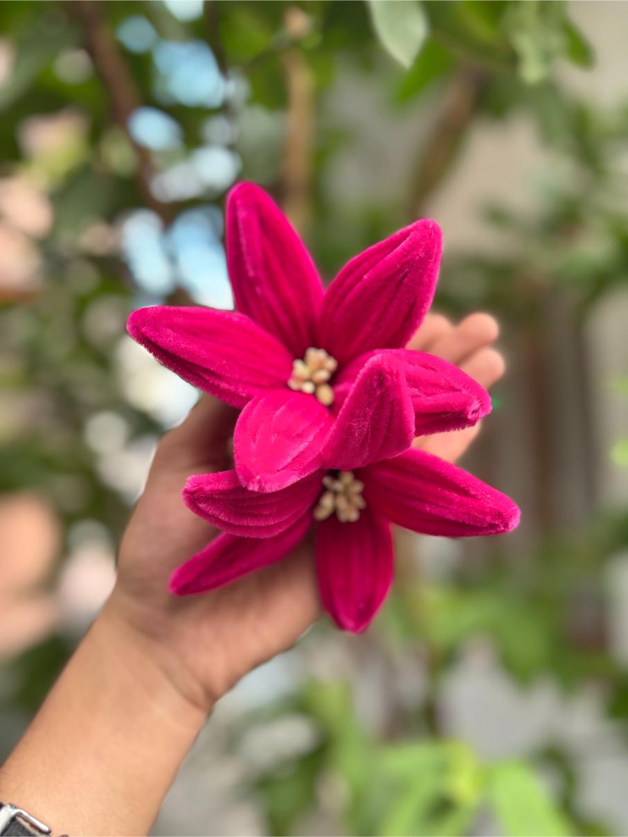 Lilly Fuzzy Flower | Pink