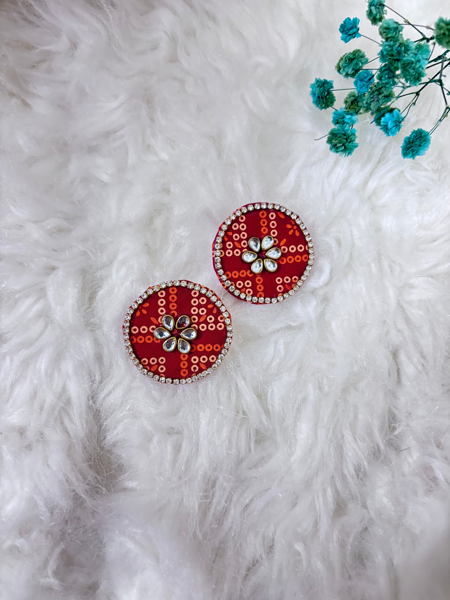 Round Kundan Bandej Earrings