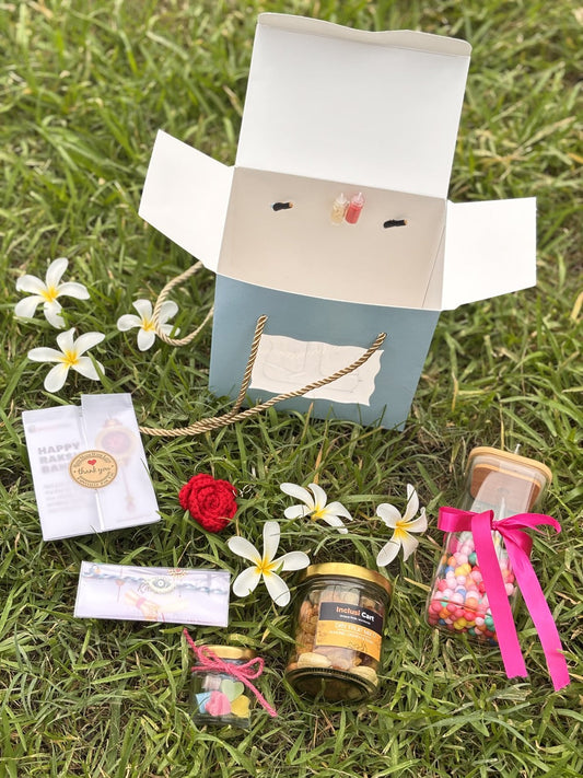 The Festive Bloom Bag