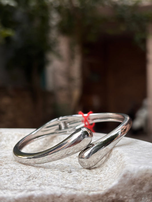 Minimalist Silver Open-End Bracelet