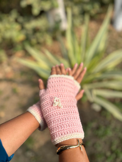 Crochet Gloves | Baby Pink
