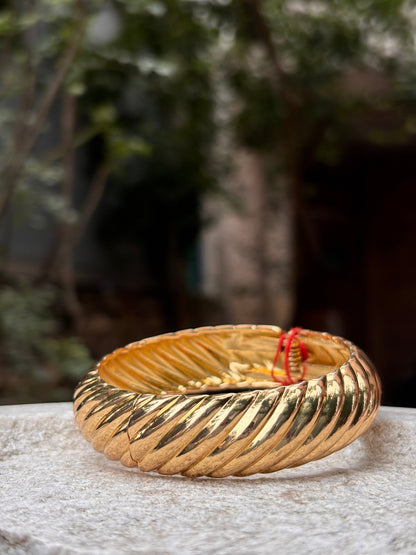 Twisted Rope Design Anti-Tarnish Gold-Plated Bangle Bracelet