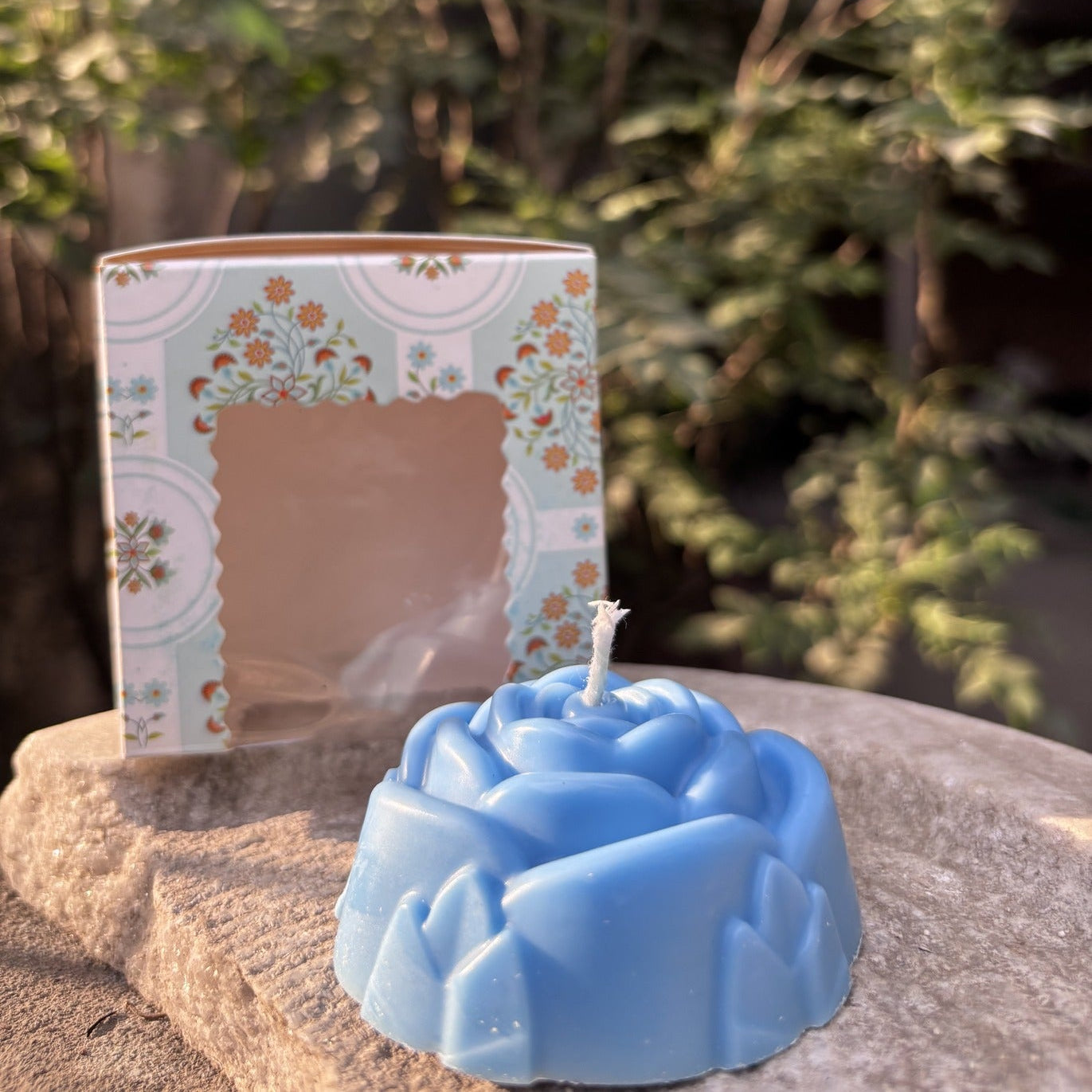 Rose Petal - Frosted Scented Candle