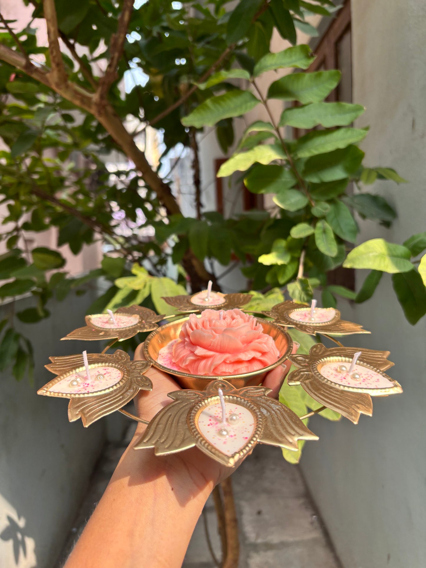 Rose Urli Scented Candle Big