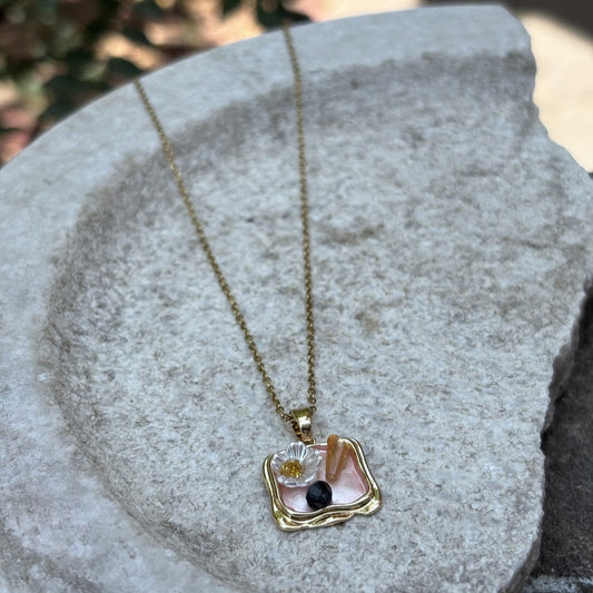Rose gold Daisy Dusk Pendant Necklace