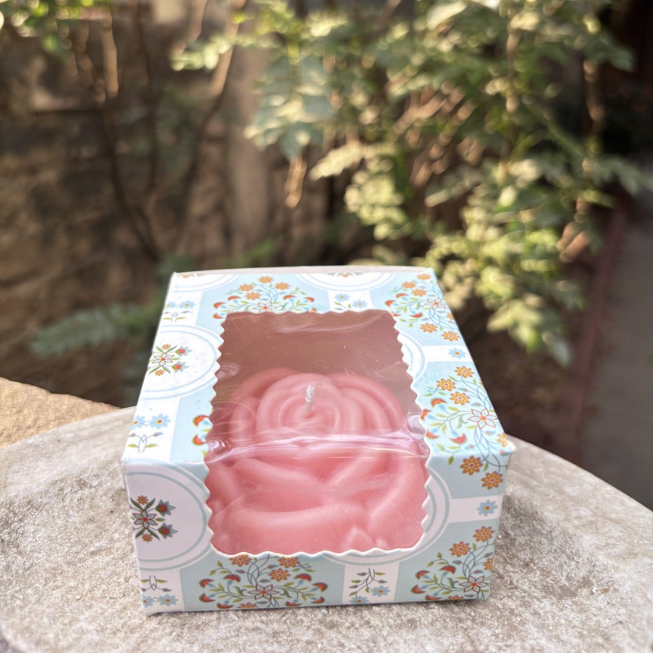Rose petal - Blush Bloom scented candle