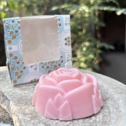 Rose petal - Blush Bloom scented candle