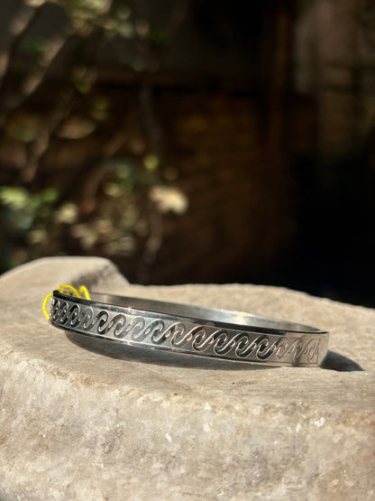 Mens Bracelet | Silver Wave Engraved