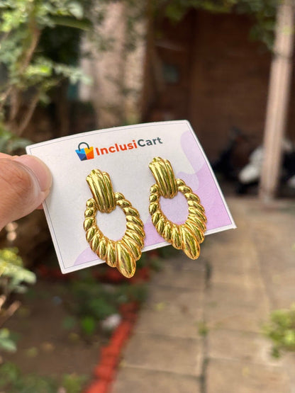 Golden Twisted Leaf Oval Anti-Tarnish Earrings