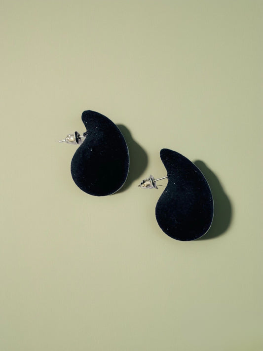 Velvet Black Drops Earrings