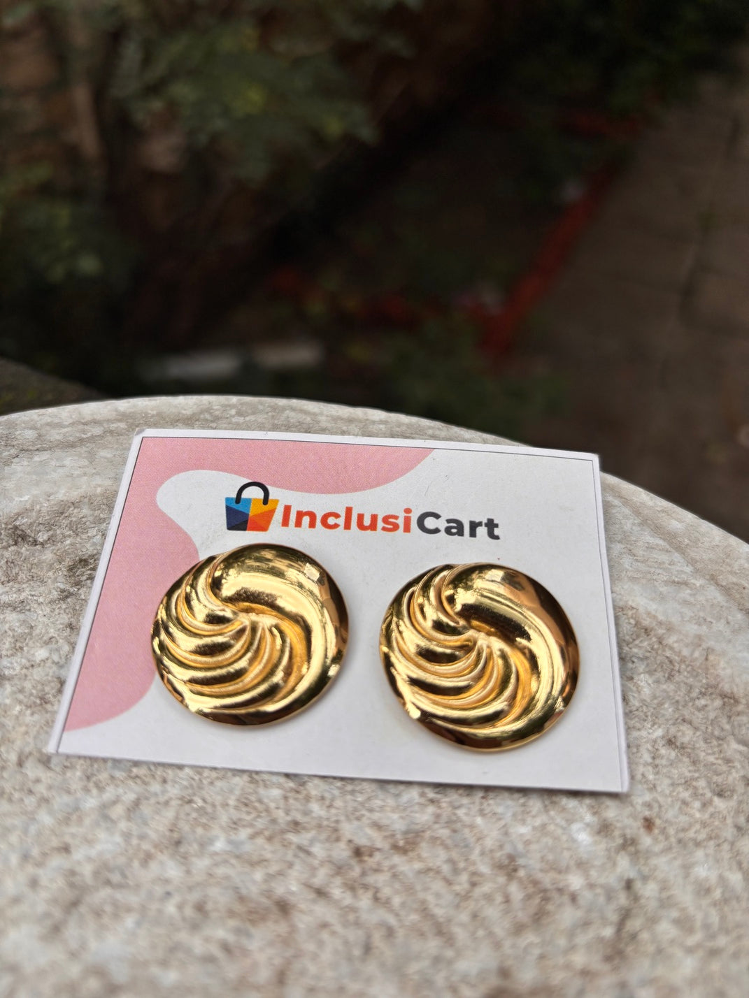 Anti-Tarnish Vintage Swirl Gold Stud Earrings