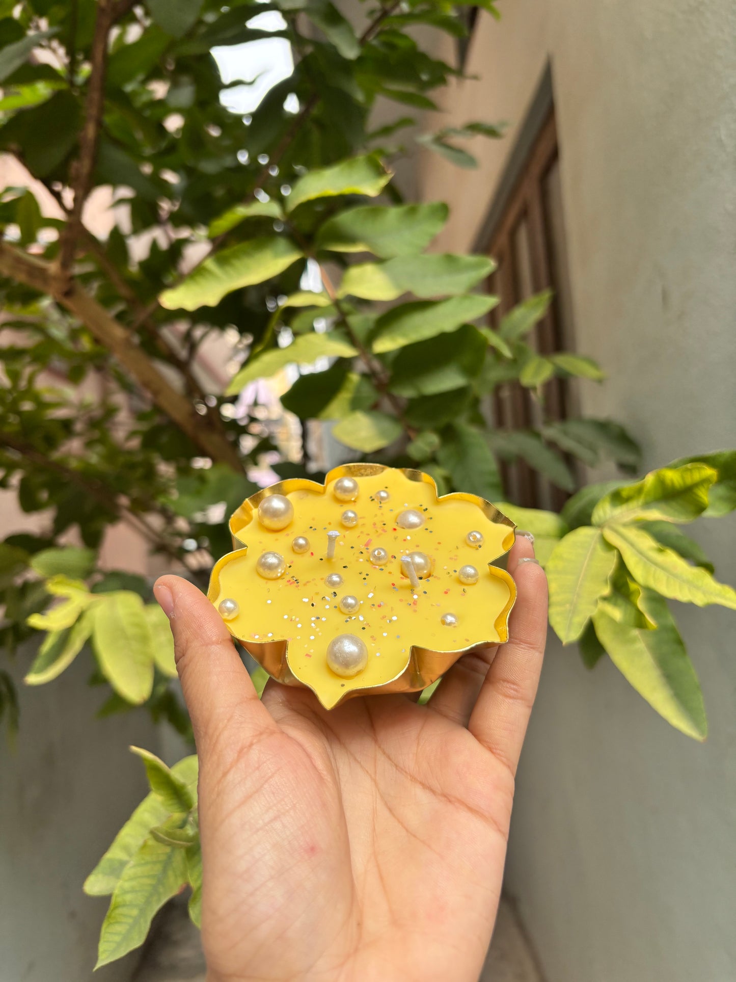 Yellow Pearl Urli Scented Candle