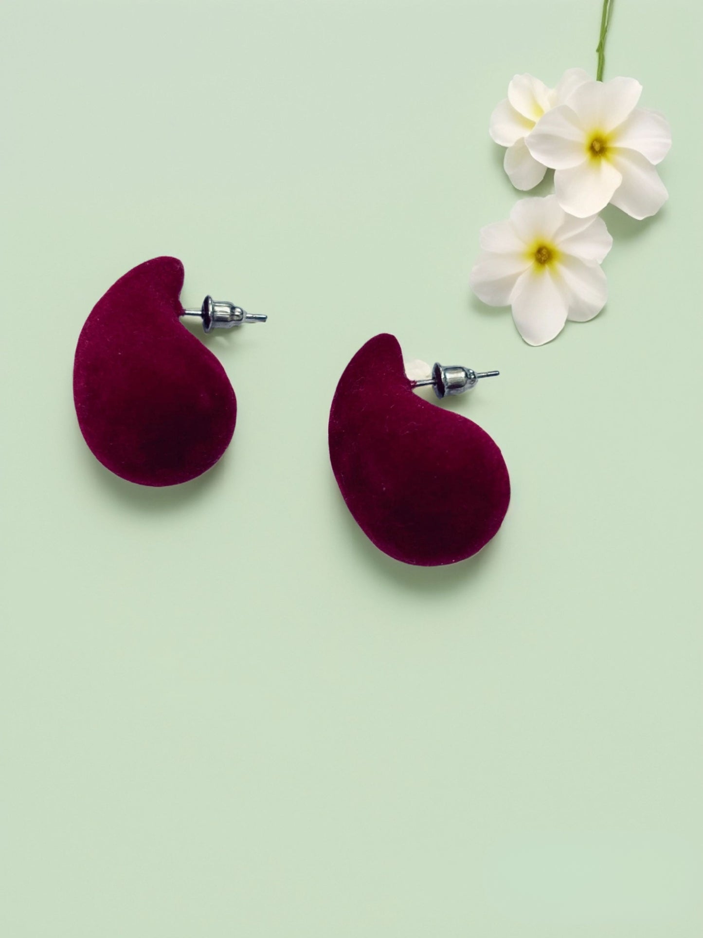 Velvet Rouge Drops Earrings